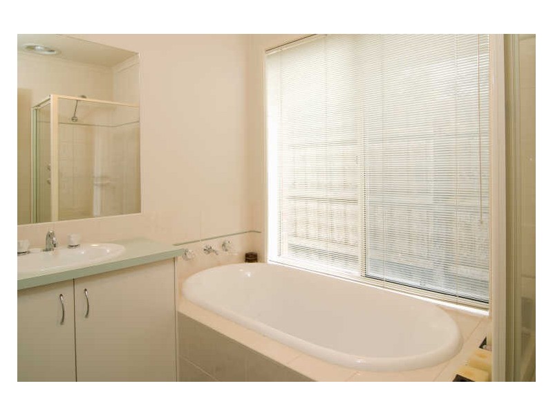 5 Kurnwill Place, Berwick VIC 3806