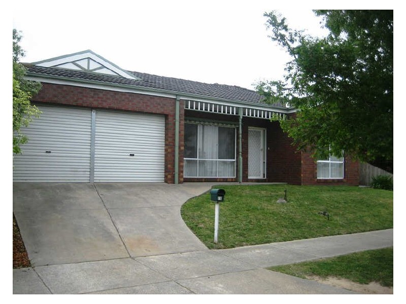70 Lakeview Drive, Narre Warren South VIC 3805