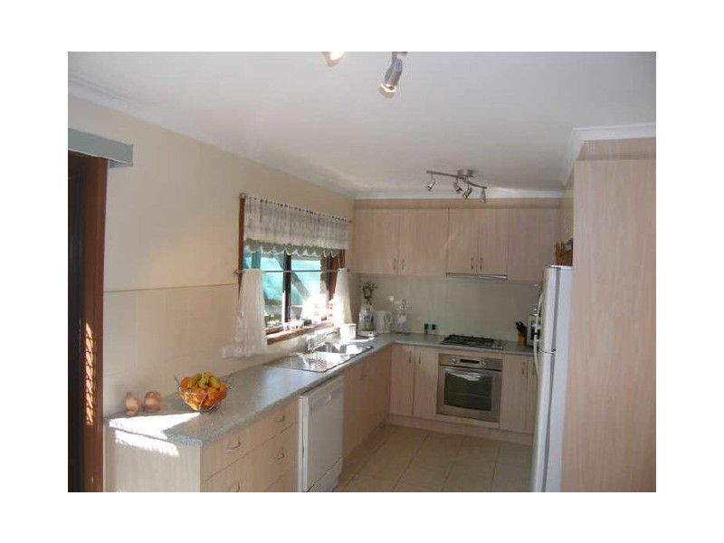 74 Fleetwood Drive, Narre Warren VIC 3805