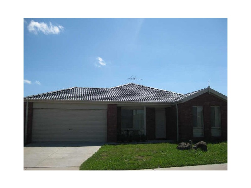 3 Dempster Way, Berwick VIC 3806