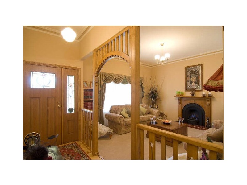 18 Hunt Club Road, Narre Warren South VIC 3805