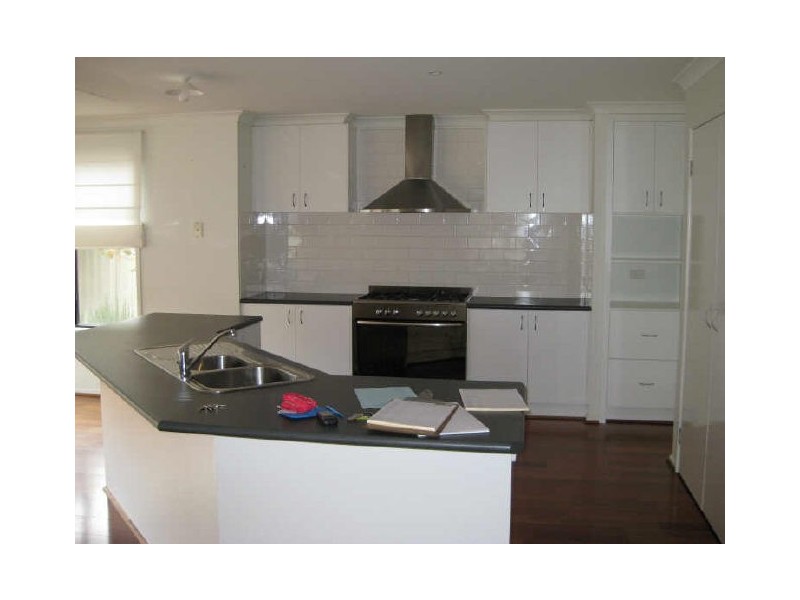 43 Hunt Club Boulevard, Cranbourne VIC 3977