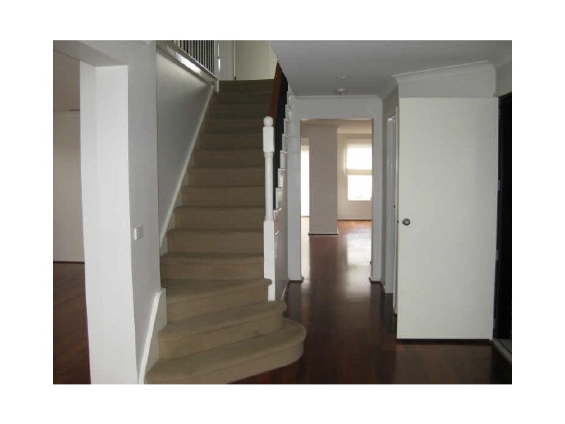 43 Hunt Club Boulevard, Cranbourne VIC 3977