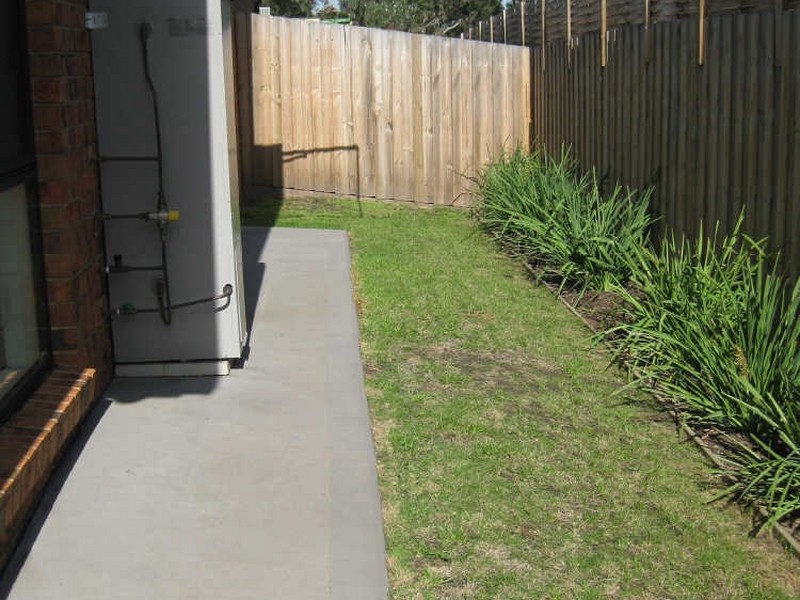 9/16 Daniel Drive, Langwarrin VIC 3910