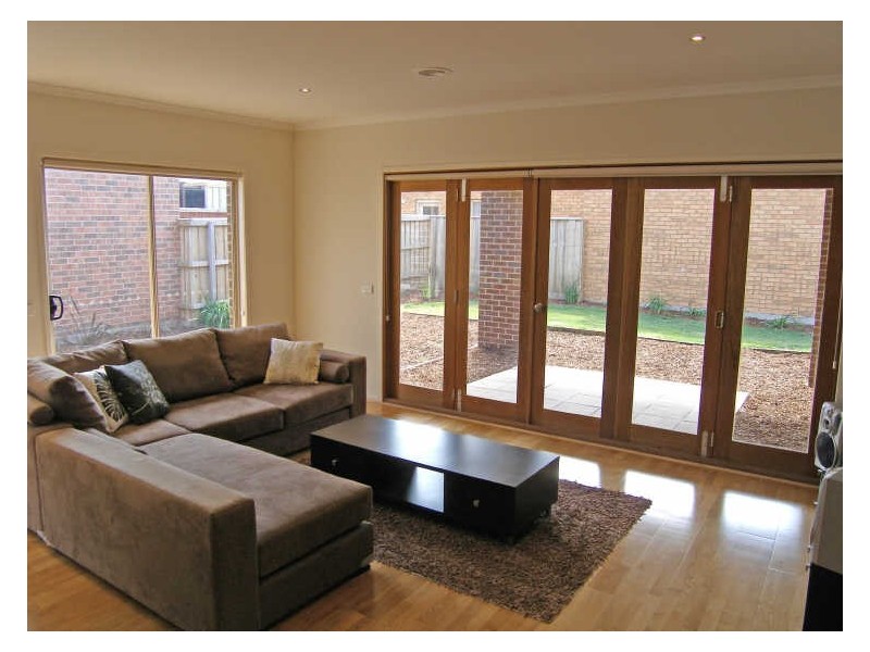 106 Bridgewater Boulevard, Berwick VIC 3806