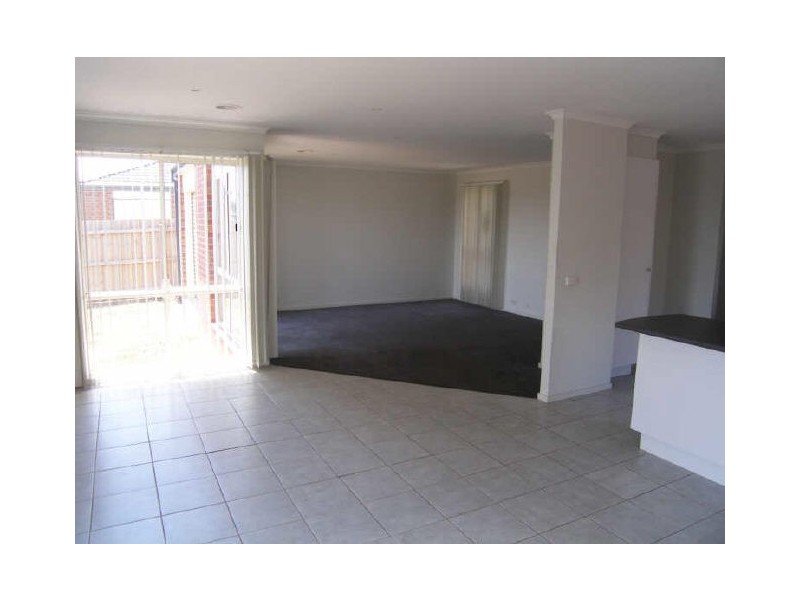 38 Sing Crescent, Berwick VIC 3806