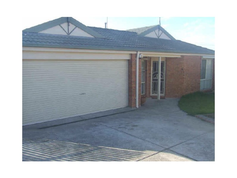 15 Kevin Close, Beaconsfield VIC 3807