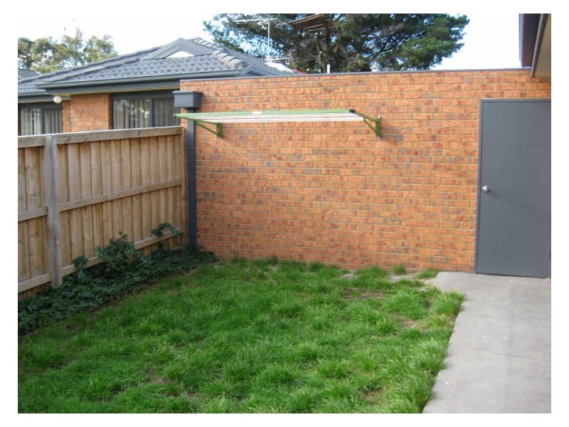 1/16 Daniel Drive, Langwarrin VIC 3910