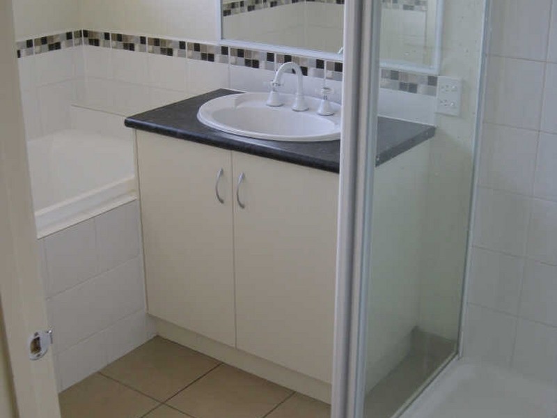 1/16 Daniel Drive, Langwarrin VIC 3910