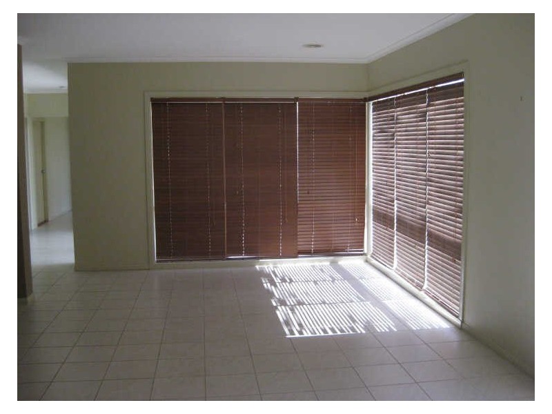 79 Earlsfield Drive, Berwick VIC 3806