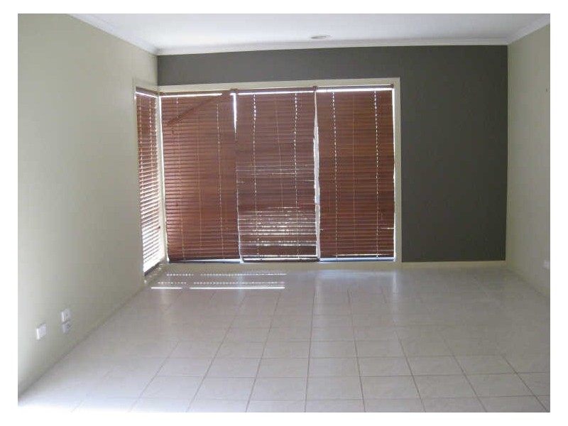 79 Earlsfield Drive, Berwick VIC 3806