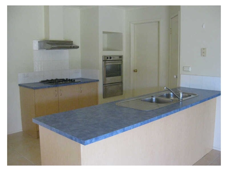 26 Grand Arch Way, Berwick VIC 3806