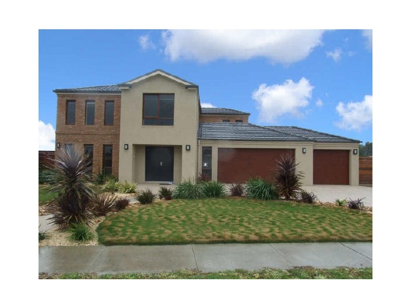 7 Foxborough Glade, Narre Warren North VIC 3804