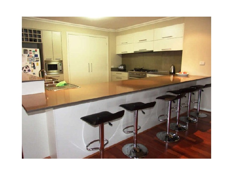 7 Foxborough Glade, Narre Warren North VIC 3804