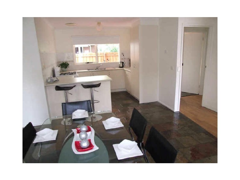 10 Garryowen Crescent, Narre Warren VIC 3805