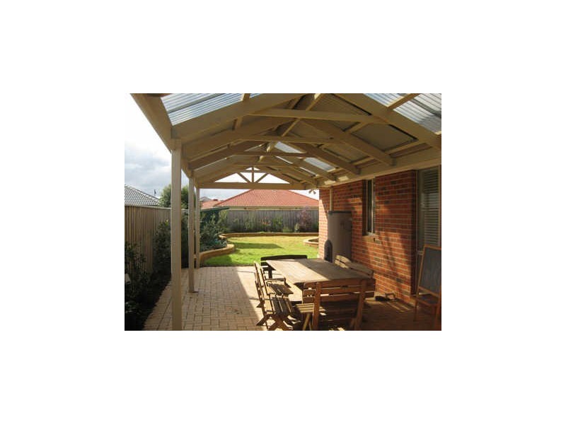 4 Royal Court, Narre Warren South VIC 3805