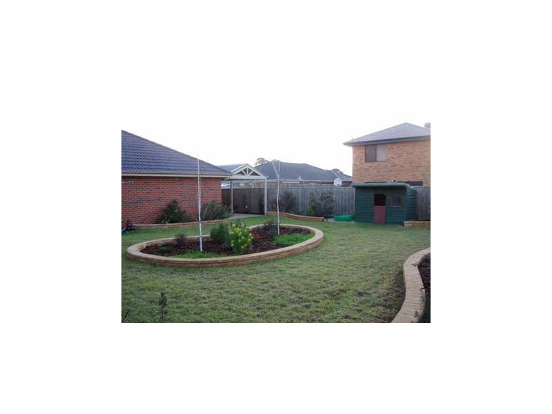 4 Royal Court, Narre Warren South VIC 3805