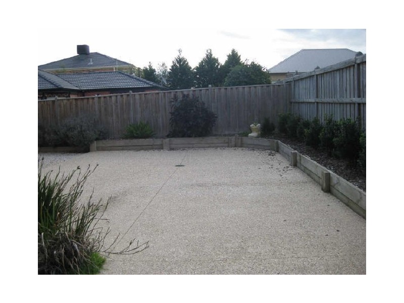 110 Robinswood Parade, Narre Warren South VIC 3805