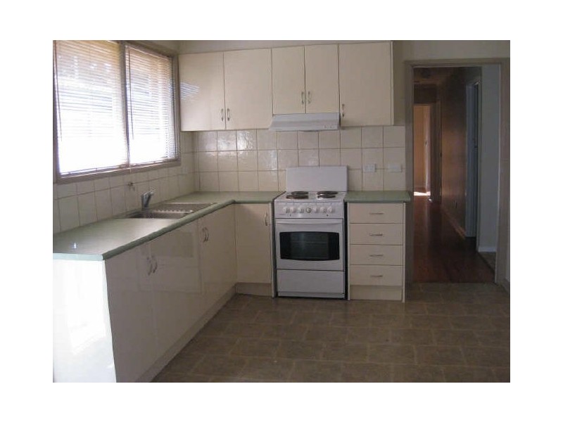 6 Goff Street, Beaconsfield VIC 3807