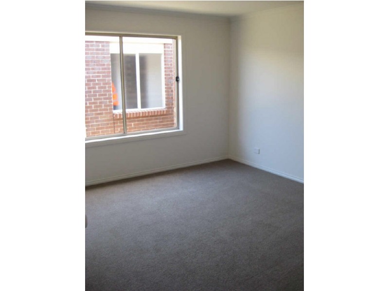 9 St Mellion Court, Cranbourne VIC 3977