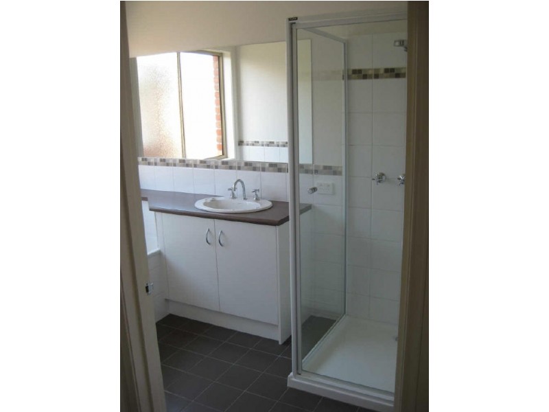 9 St Mellion Court, Cranbourne VIC 3977