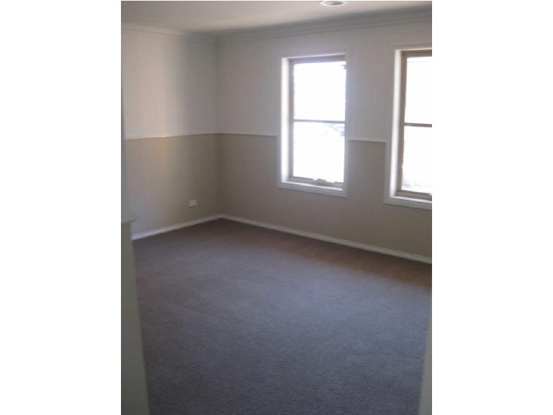 9 St Mellion Court, Cranbourne VIC 3977