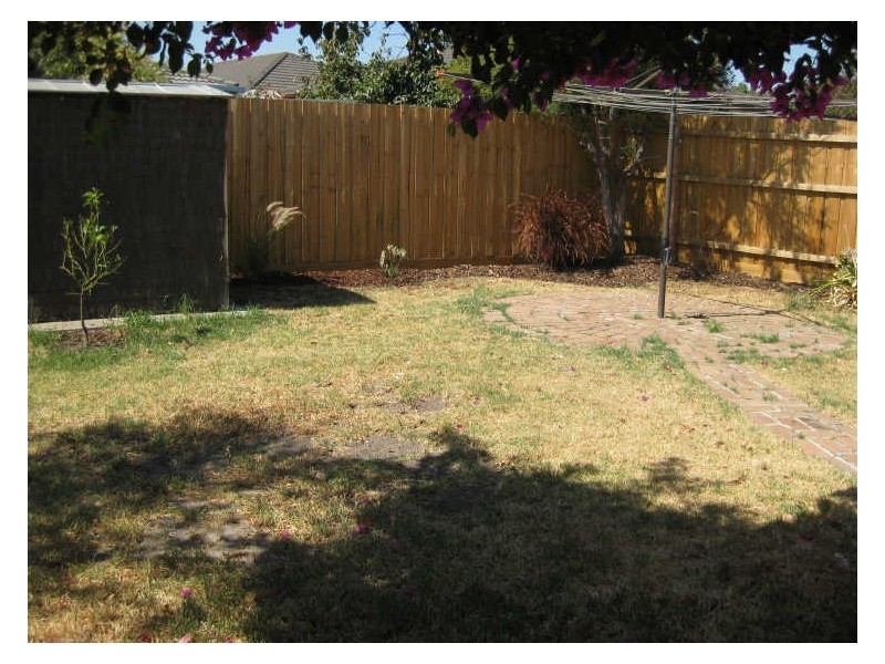 5 Walsh Retreat, Berwick VIC 3806