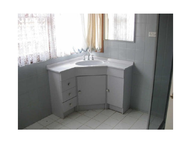 38 County Drive, Berwick VIC 3806