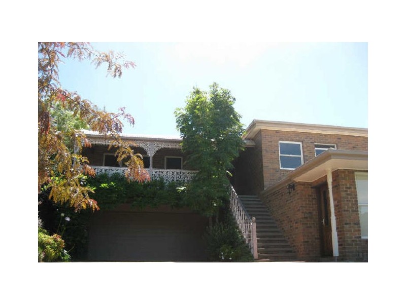 20 Rheanva Street, Berwick VIC 3806