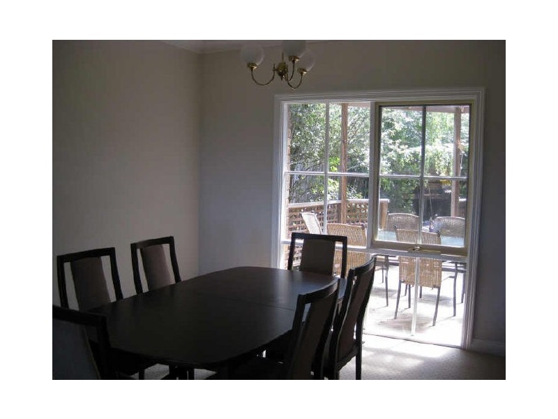 20 Rheanva Street, Berwick VIC 3806