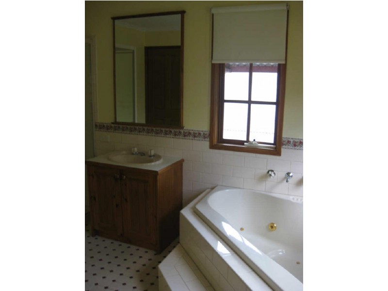 10a Arglye Court, Berwick VIC 3806