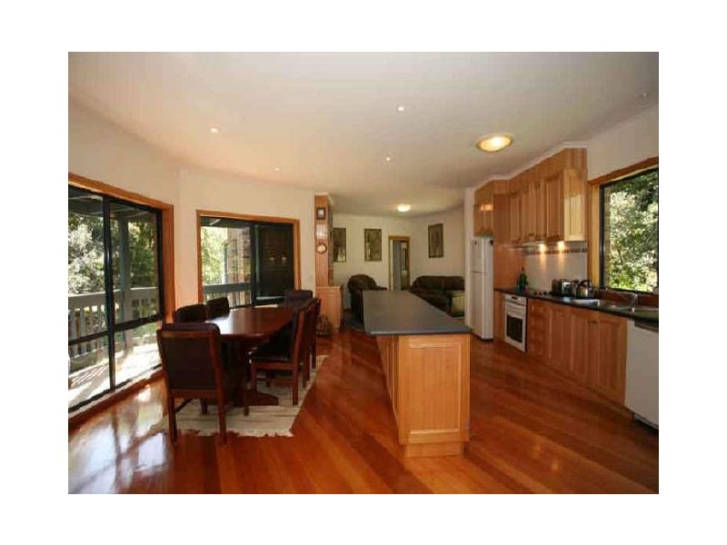 21 Walnut Grove, Beaconsfield Upper VIC 3808