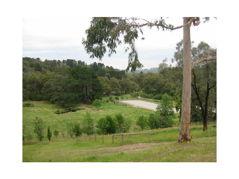 21 Walnut Grove, Beaconsfield Upper VIC 3808