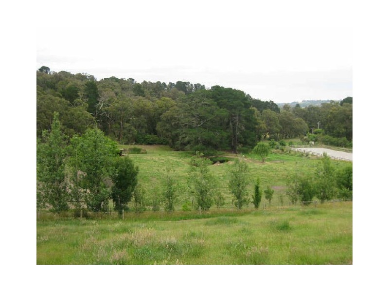 21 Walnut Grove, Beaconsfield Upper VIC 3808