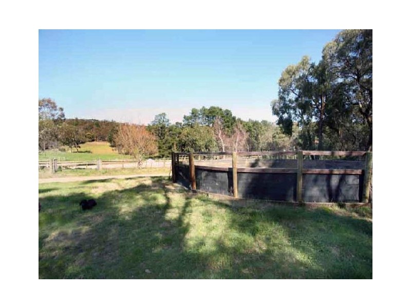 21 Walnut Grove, Beaconsfield Upper VIC 3808