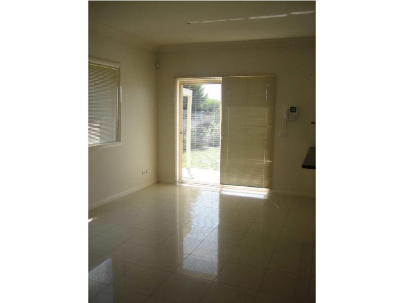 1/135 Hinrichsen Drive, Hallam VIC 3803