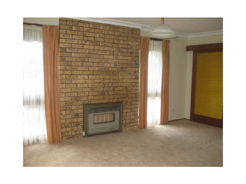 4 Grassmere Court, Hallam VIC 3803