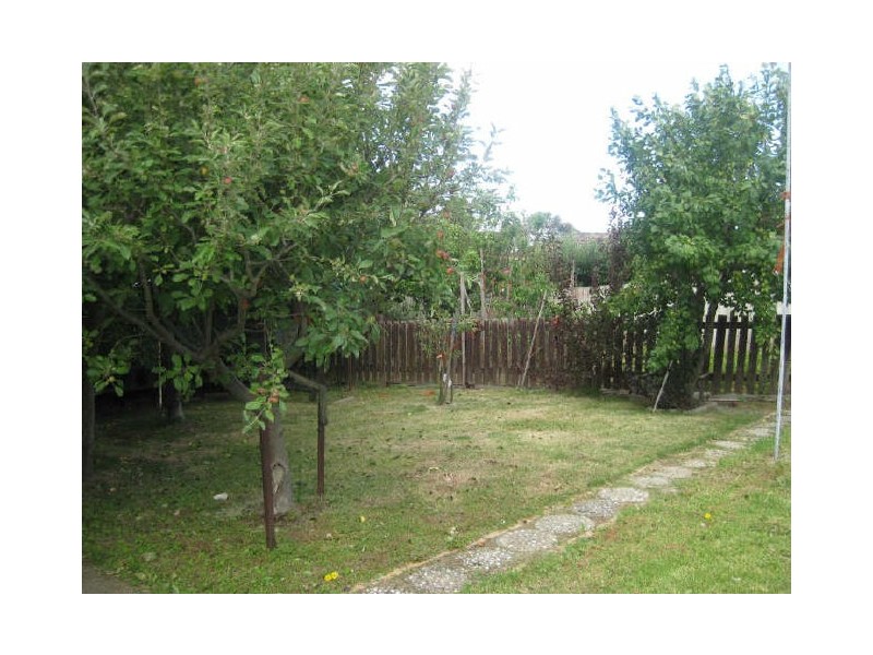 4 Grassmere Court, Hallam VIC 3803