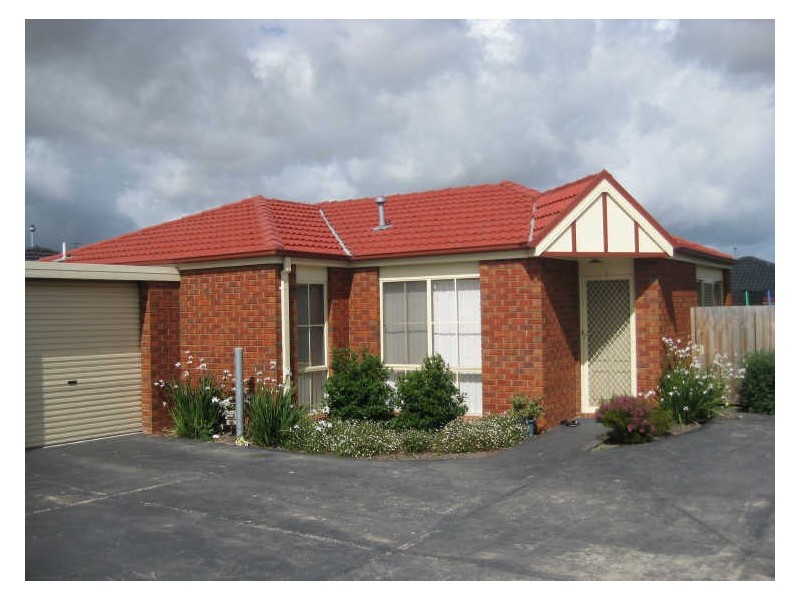 2/249-251 Monahans Road,, Cranbourne VIC 3977