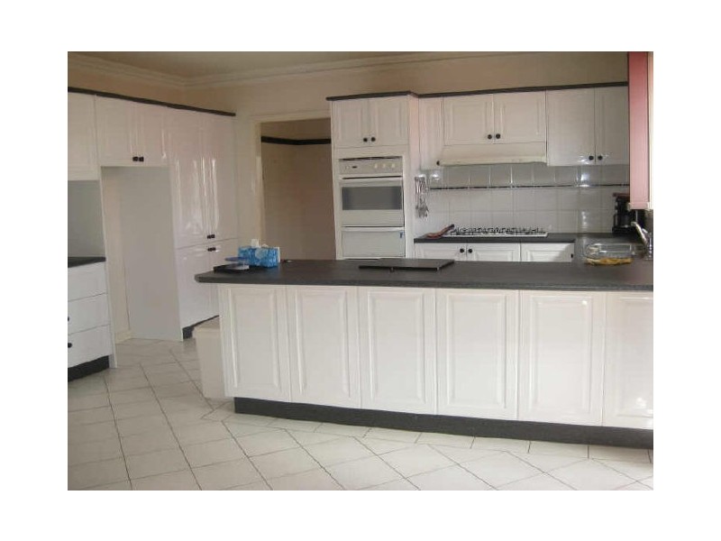 15 Shand Court, Berwick VIC 3806