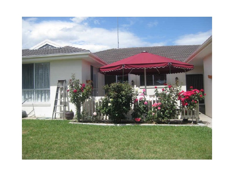 15 Shand Court, Berwick VIC 3806