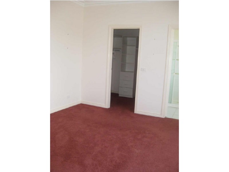 15 Shand Court, Berwick VIC 3806