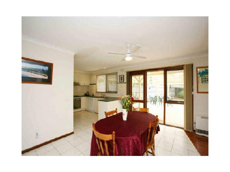 20 Bemersyde Drive, Berwick VIC 3806