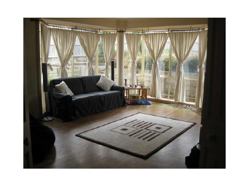 2 Nestle Retreat, Berwick VIC 3806