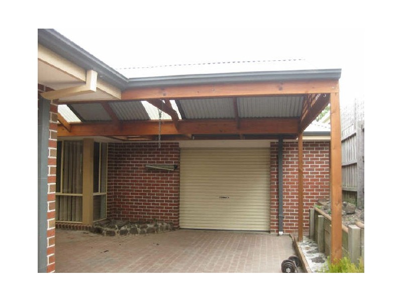 2 Nestle Retreat, Berwick VIC 3806