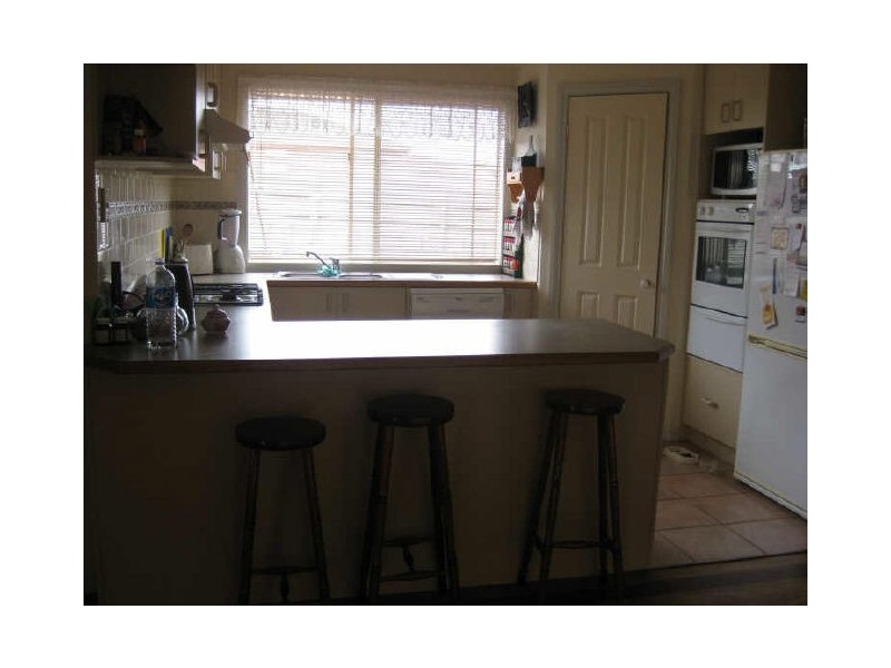 2 Nestle Retreat, Berwick VIC 3806