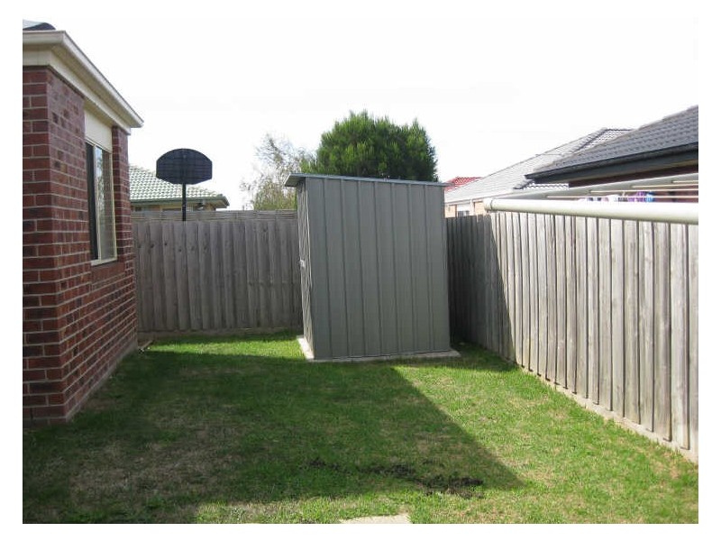 3/49-51 Dartmoor Drive, Cranbourne VIC 3977
