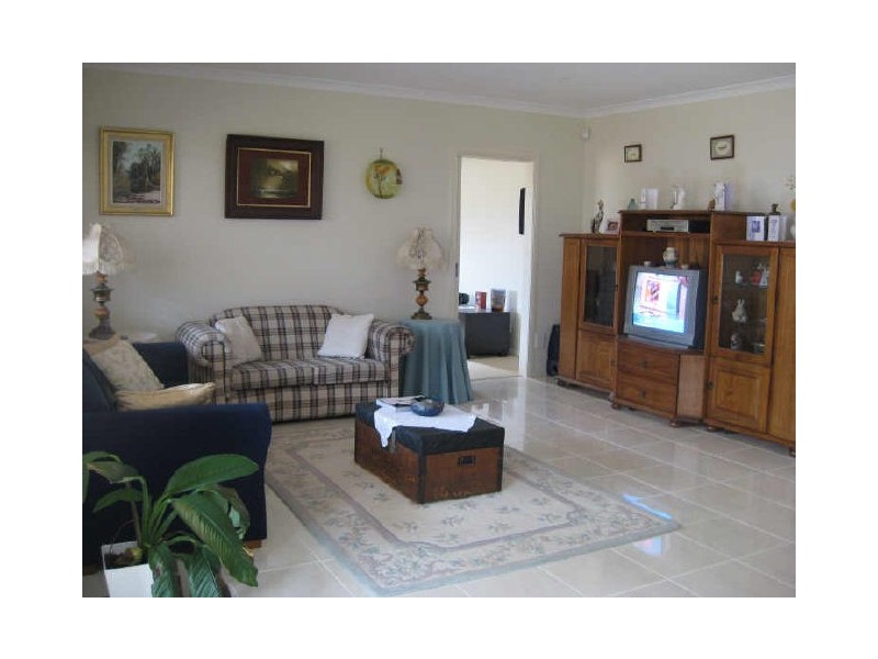 14 Marbelia Drive, Berwick VIC 3806