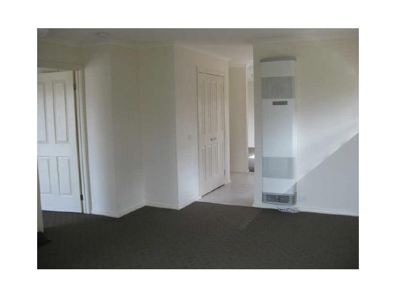 5/11 Coco Parade, Skye VIC 3977