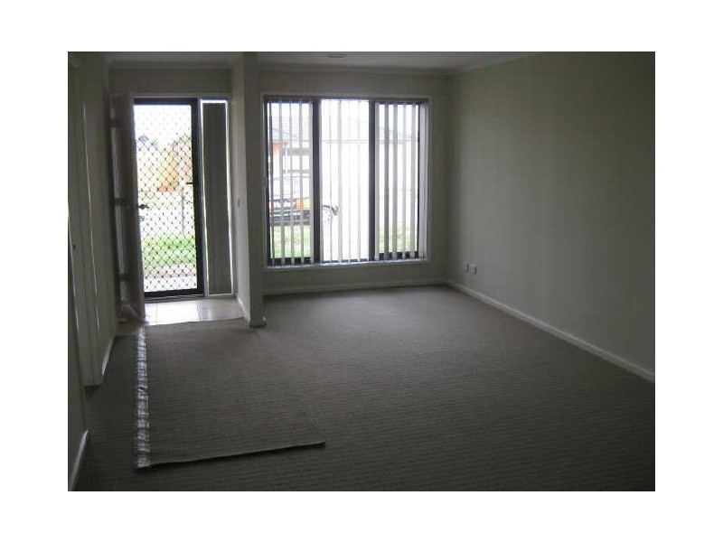 79 Calais Ccrt, Cranbourne VIC 3977